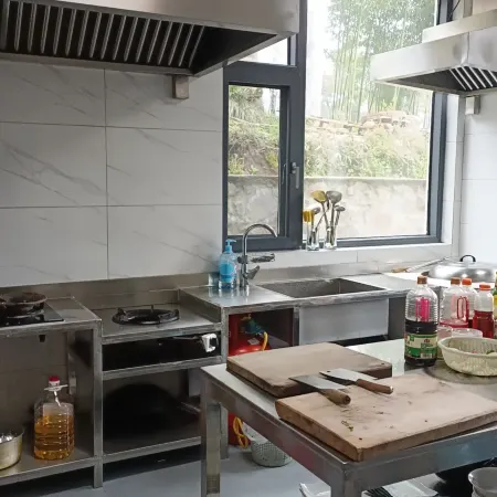 Huipai Xiaolou Homestay (Ningguo Anhui Nanchuan- Line Chujiatan Branch)