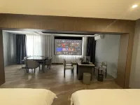 Xingkai Hotel (Hunchun Haixian Street)