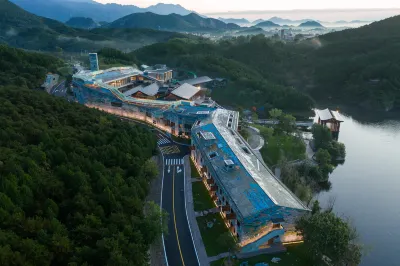 Yanbai Villa Hotels in 