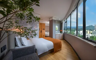 RANZ Hotel (Changsha Wuyi SquareGuihua Park Subway Station Branch) Hotel in zona Hunan University of Chinese Medicine (Huangtuling Road)