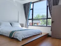 Tekes Luohuangge Homestay - balkon
