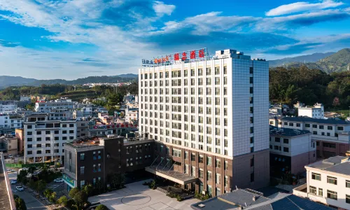Rayzen hotel