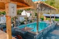Taohuatan Tage Homestay - สระว่ายน้ำส่วนตัว