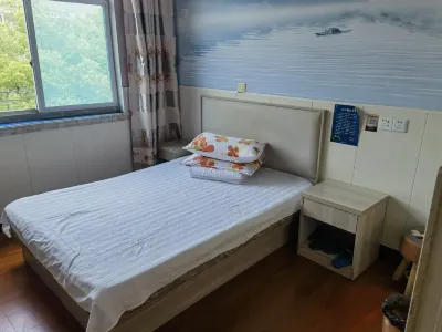 Shanghai Meixin Hotel Hotels near Chengshangcheng