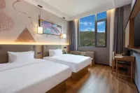 Pai Hotel (Ganzi Batang Branch)
