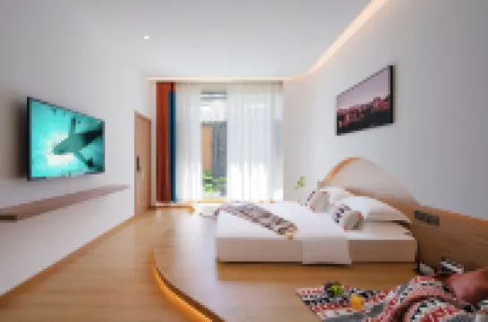 Guiyun Inn (Dali Ancient City South Gate)