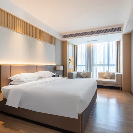 Echeng Hotel ( Shenzhen Huawei base store) Отели рядом с достопримечательностью «Штаб-квартира компании Huawei»