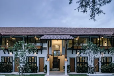 Palin Family Cottage Hotel in zona Wat Pang Sanook