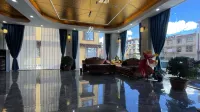 Litang Renkangfo Hotel
