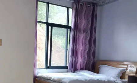 Nanjian Yunjin Chinese Inn Отели в г. Наньцзян