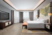 New World Taishan Hotel - balcony