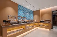 โฮมอินน์ · นีโอ (สถานีรถไฟความเร็วสูงไหลหยาง)