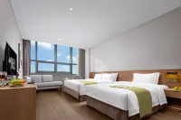 Ligang Hotel (Yuhuan Chumen Passenger Transport Center Commercial Exhibition Center Store)