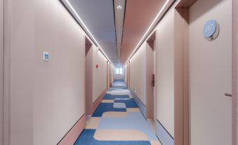 HanTing Hotel (Xi'an Bell Tower North Street Subway Station)