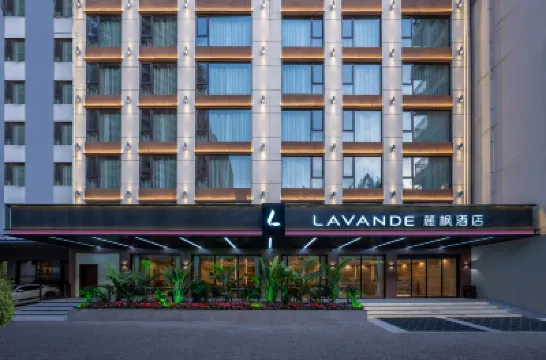 Lavande Hotel (Jinghong Gaozhuang Star Night Market) Hotels in Jinghong
