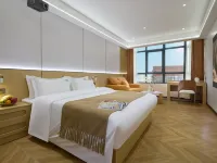 Huayue Genting Hotel (Xiamen North Railway Station) Hotels near Jimei
