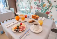 B&B Hotel Colmar Liberté 4 étoiles - breakfast
