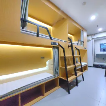 Huamin Youth Hostel (Shanghai Bund Branch)