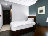 The Prima Jongno Hotels near Gallery All