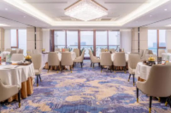 Similan Hotel Zhuhai（Gongbei Port High speed Railway Station）