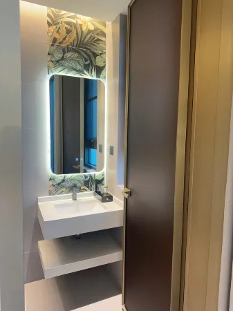 Du'an Manshan Riverside Homestay