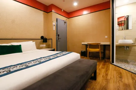 斯里伊斯干達金頂飯店