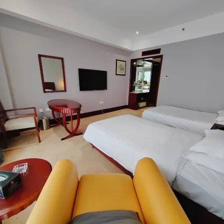 Ying Kou Hua Tian Hotel
