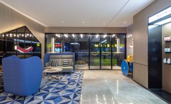 Echarm Hotel(Shanghai Xuhui Liuzhou Road Branch)