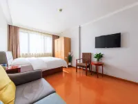 Elong Yam Hotel (Beijing Huilongguan Pingxifu Subway Station) Hotels near North China Electric Power University