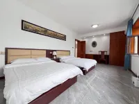 Lake Jingpo Beiyuan Homestay - Balcony