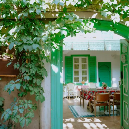 MUSE CAFE GUESTHOUSE