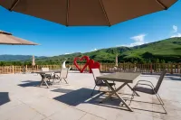 Nalati Sky Beyond Holiday Inn