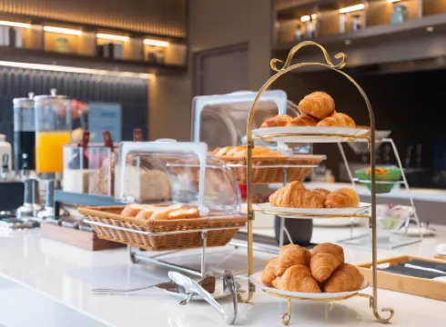 Holiday Inn Express BEIJING MENTOUGOU by IHG Отели рядом с достопримечательностью «Wuhan Garden»