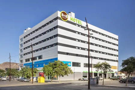 B&B Hotel Almería Vicar Отели рядом с достопримечательностью «Aquarium Costa De Almeria»