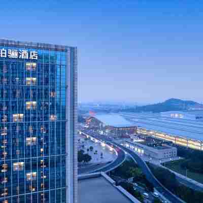 徐州東區綠地鉑驪酒店（高鐵東站店） Hotel Exterior