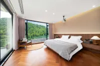 Longyin Gushu Tea-themed Stay Hotels in Huoshan