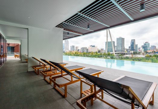 Metropole Luxury Apartment By Somi