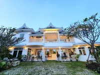 Bianco House Baan San Kraam 주변 호텔