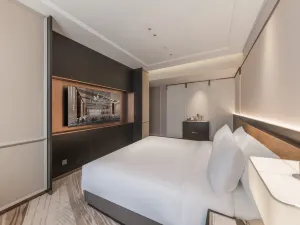 인촨 고루 퉁푸 Madison 호텔