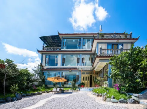 lijiangtianjianxiaoqiminsu Hotels near Lijiang Sanyi International Airport