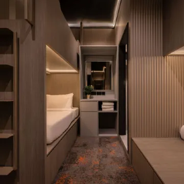 Cube Social Boutique Capsule Hotel @ Boat Quay Отели рядом с достопримечательностью «Игровое поле «Паданг»»