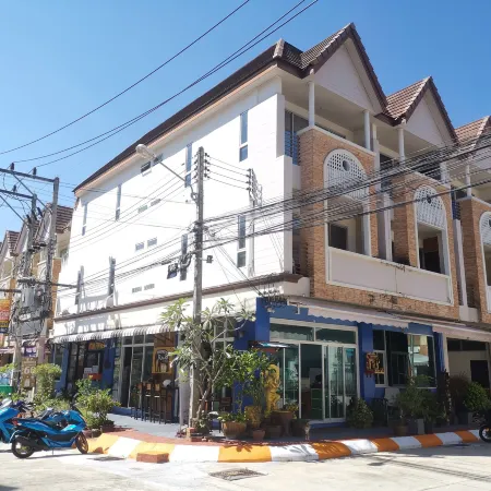 Phuket Racha Kata Homestay