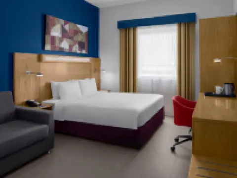 Holiday Inn Express DUBAI AIRPORT by IHG Hotels in Dubai
