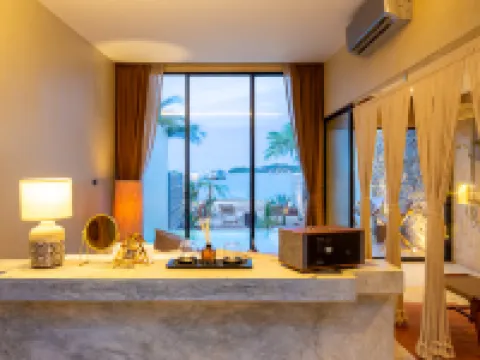 Casablanca Resort Kohlarn Hotéis em Koh Larn