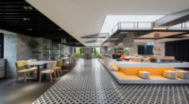 SFEEL DESIGNER HOTEL(Old Town of Lijiang Store)