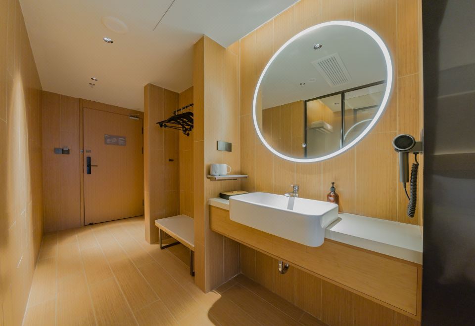 지오니 라이트 광저우 베이징루 보행자거리