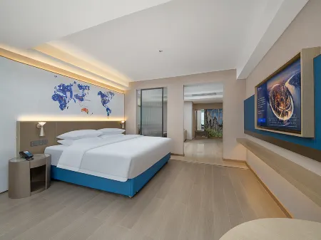 Kailiyade Hotel (Zhangjiajie Seventy Two Qilou Jishou University Branch)