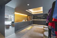 Hotel Ninja Black