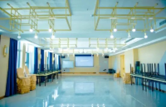 Junlai Hotel(Xinyang Railway Station Branch)