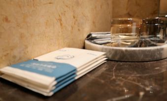 Chongqing Yangtze River International Riverside Island Homestay